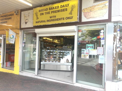 Mortdale Hot Bread - Tourism Noosa 0