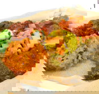 Mu'ooz - Tourism Noosa