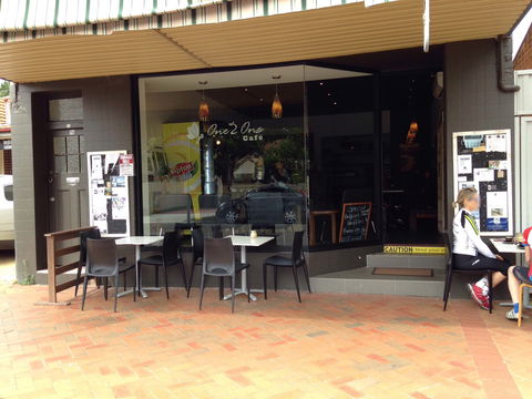 One 2 One Cafe - Tourism Noosa 0