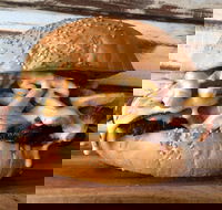 Getta Burger - Springwood - Tourism Noosa