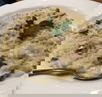 Hides Bakery - Tourism Noosa