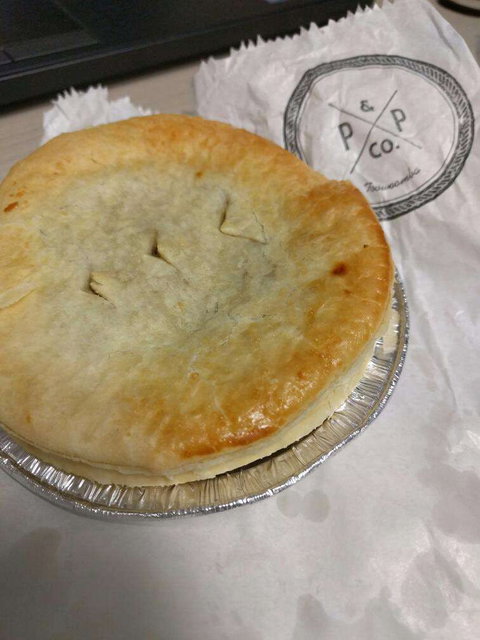 Pizza & Pie Co - Tourism Noosa 0