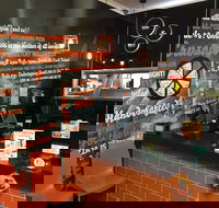 Pizza Capers - Chatswood - Springwood - Tourism Noosa