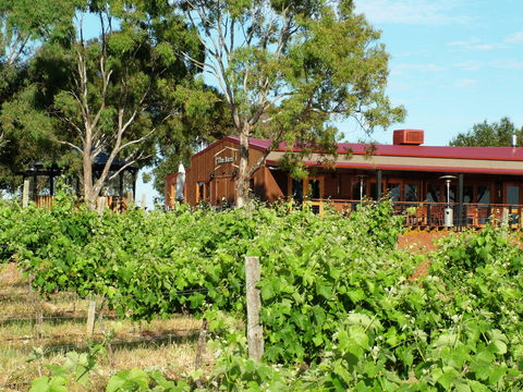 Barangaroo Boutique Wines - Tourism Noosa 0