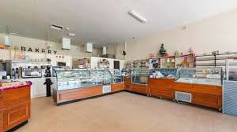 Ardrossan Bakery - Tourism Noosa 2