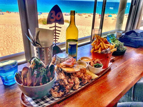 Clancy's Fish Pub - City Beach - Tourism Noosa 0