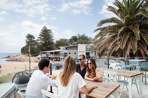 Avoca Surf House - Tourism Noosa 1