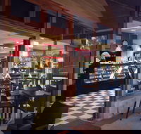 Breadwinner Bakehouse - Tourism Noosa