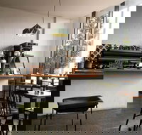 Rainbow Gallery  Cafe/Bar - Tourism Noosa