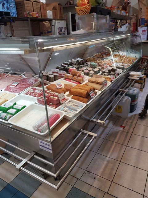 Anloi Deli - Tourism Noosa 0