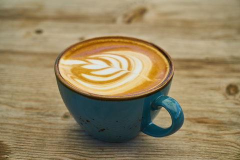 Flame Trees Cafe And Cakery - Tourism Noosa 1