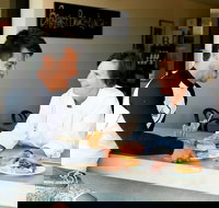 Lamont's - Smiths Beach - Tourism Noosa