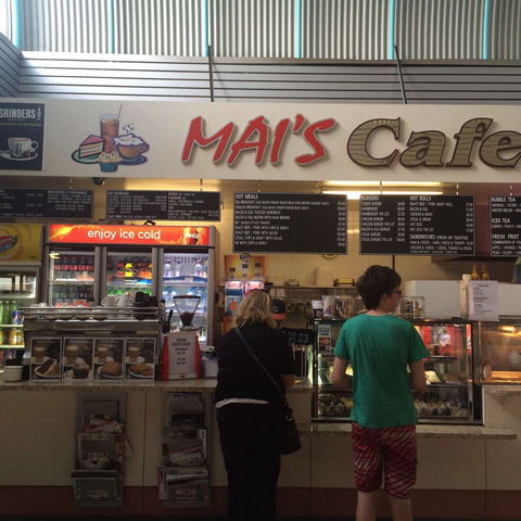 Mai's Café - Tourism Noosa 0