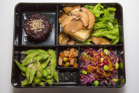 Point Of View Cafe - Tourism Noosa 0