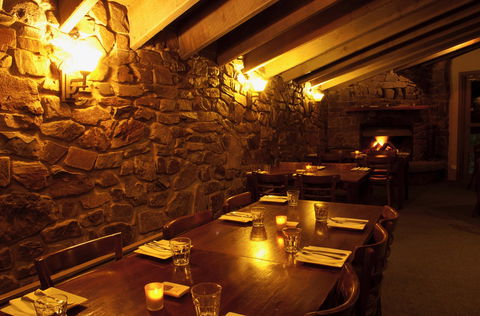 Stonesthrow Restaurant At Hotel High Plains - Tourism Noosa 0