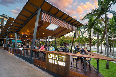 The Precinct Tavern - Tourism Noosa 1