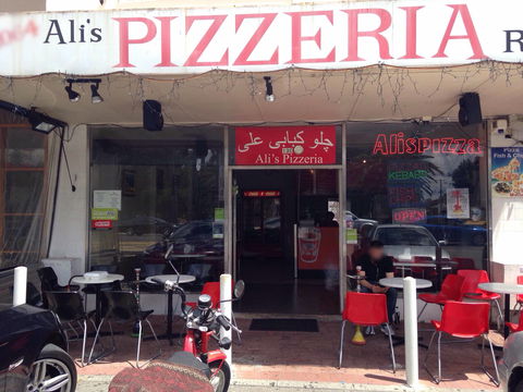 Ali's Pizzeria - Tourism Noosa 0