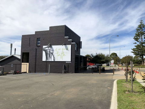 The Naked Bean Coffee Roasters - Tourism Noosa 0