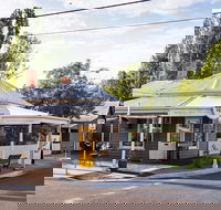Badger and Hare - Tourism Noosa