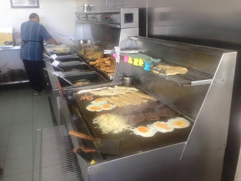 Blackshaws Rd Fish & Chips - Tourism Noosa 0