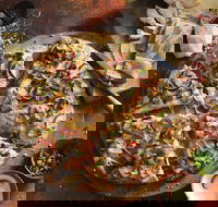 Domino's - Airlie Beach - Tourism Noosa