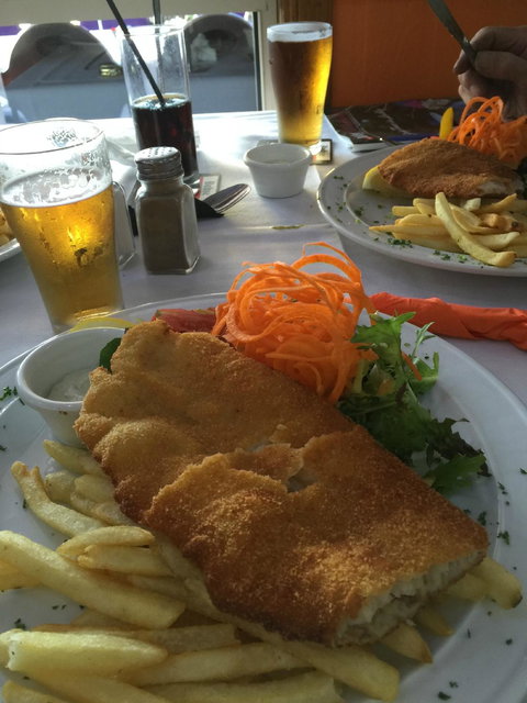 Queensland National Hotel - Tourism Noosa 3