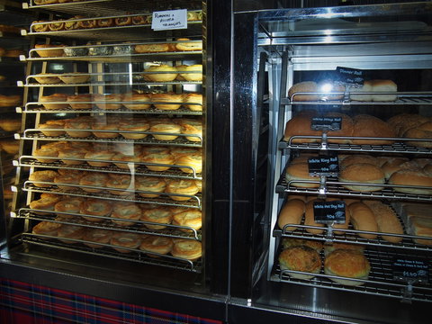 Maclean Hot Bread And Cake Kitchen - Tourism Noosa 1