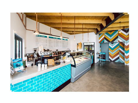 The Ice Creamery - Tourism Noosa 1