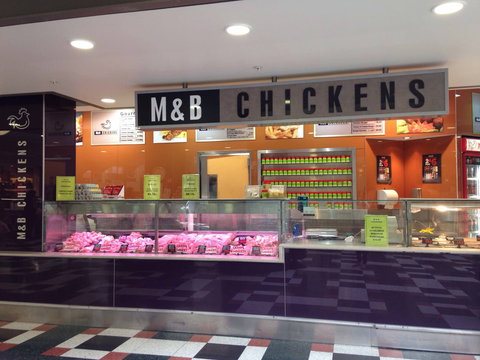 M&B Chickens - Tourism Noosa 0