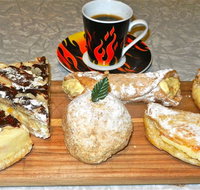 Theo's Cakes - Tourism Noosa