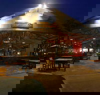 The Dusty Bar and Grill - Tourism Noosa