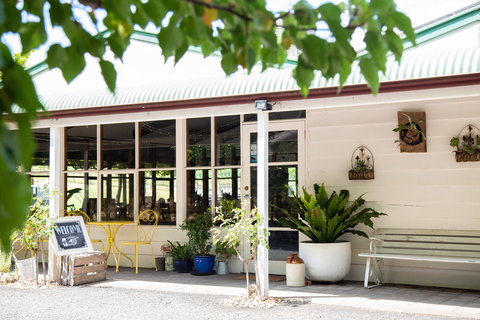 The Apple Farm - Tourism Noosa 2