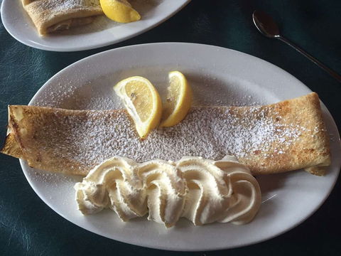 Mount Elephant Pancakes - Tourism Noosa 0