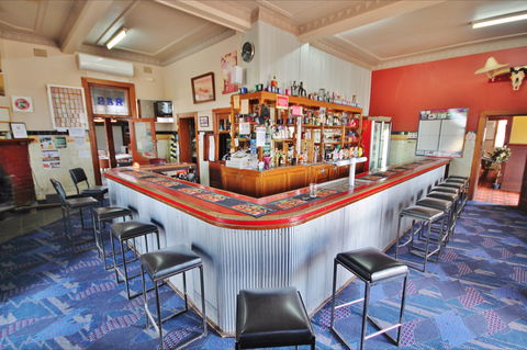 Railway Hotel Bribbaree - Tourism Noosa 2