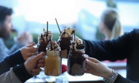 Table 1 Espresso Merewether - Tourism Noosa 17