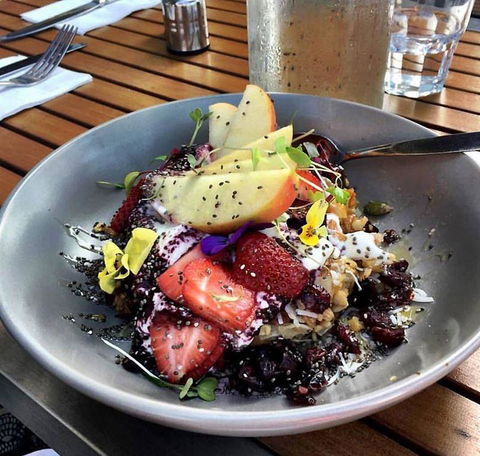 Table 1 Espresso Merewether - Tourism Noosa 20