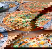 AAA Pizza - Tourism Noosa