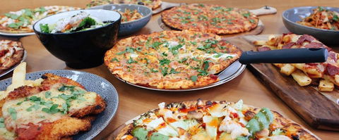 AAA Pizza - Tourism Noosa 0
