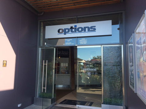 Options Tavern - Tourism Noosa 0