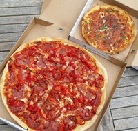 Pizza D'oh - Tourism Noosa