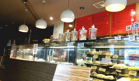 Caffe Daniele - Tourism Noosa 0