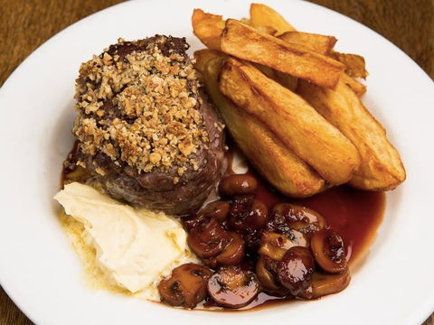 Avalon - Tourism Noosa 2