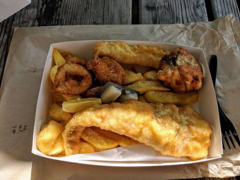 Cornell Seafood- Blue Fin - Tourism Noosa 0