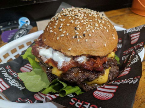 Notorious Burgers - Tourism Noosa 0