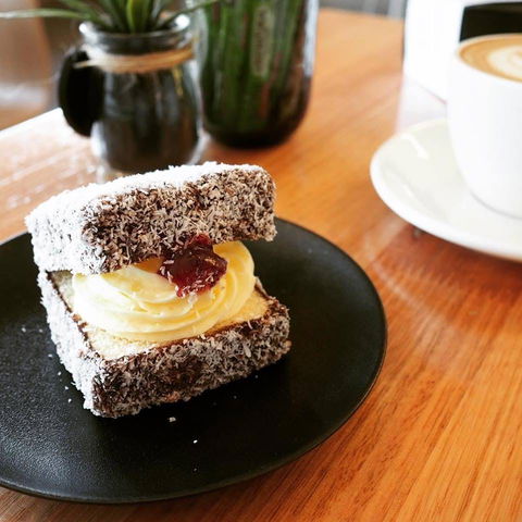 The Hub 3070 - Tourism Noosa 0