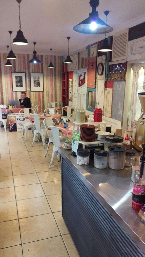 Bar Centrale On Queen - Tourism Noosa 0