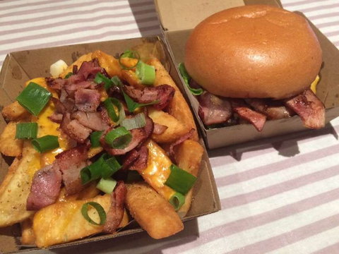 Flippin Burgers - Tourism Noosa 0