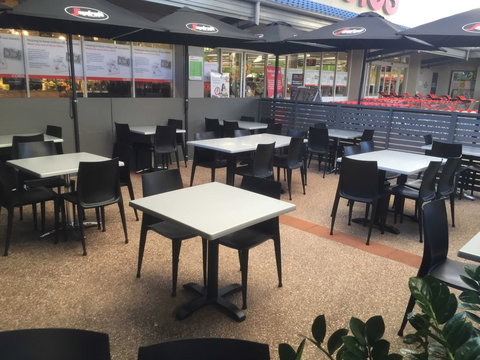 Hope Island Deli - Tourism Noosa 0