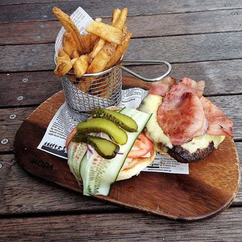 Chapter & Verse Bar And Lounge - Tourism Noosa 0