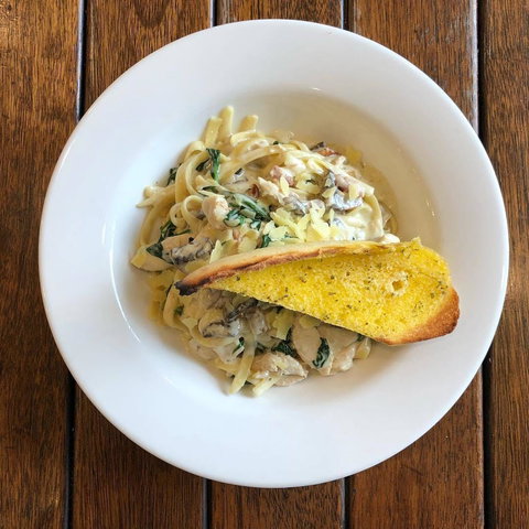 Indooroopilly Hotel - Indooroopilly - Tourism Noosa 0